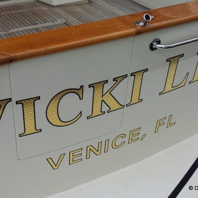 GOLD LEAF BOAT LETTERING – VICKI LEE