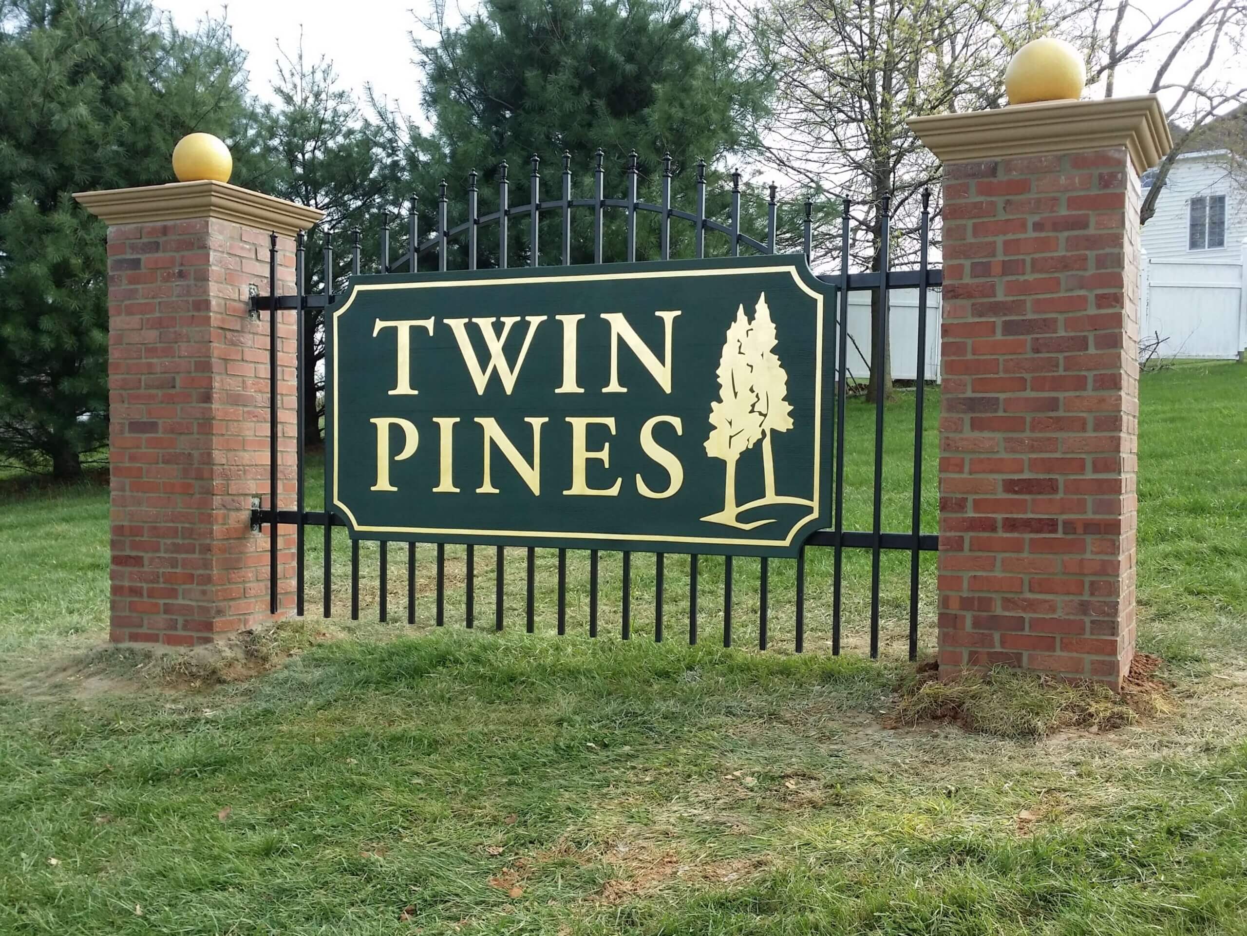 Residential Entrance Signs for Twin Pines in West Friendship