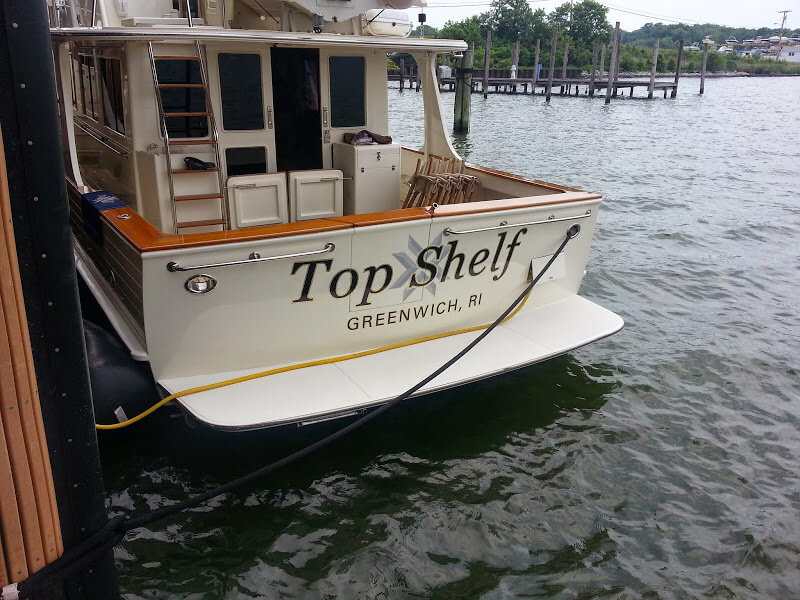 boat name with graphic