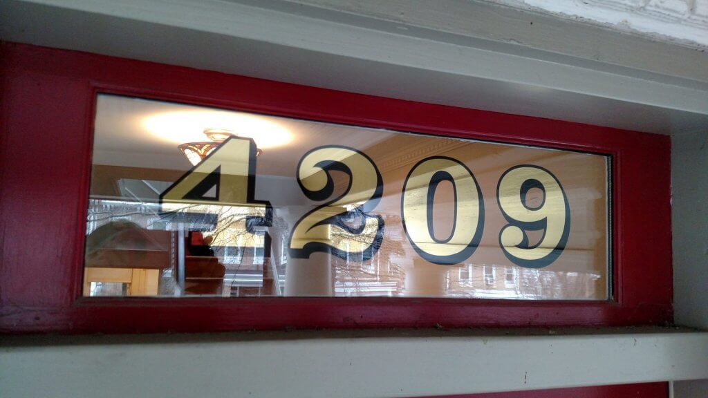 gold house numbers