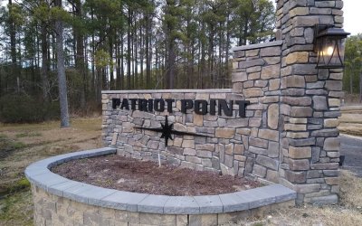 Patriot Point Entrance Signs, 3D Letters on a Stone Wall.